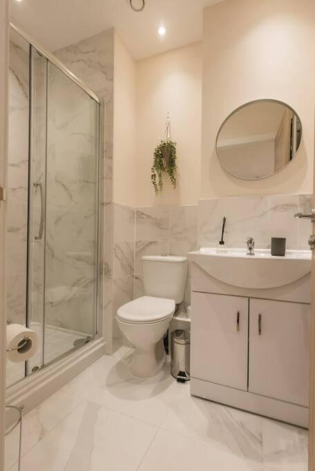 Ocean - 2 Bed Flat Sleeps 6 With Gym Access Apartment Southampton Exterior foto