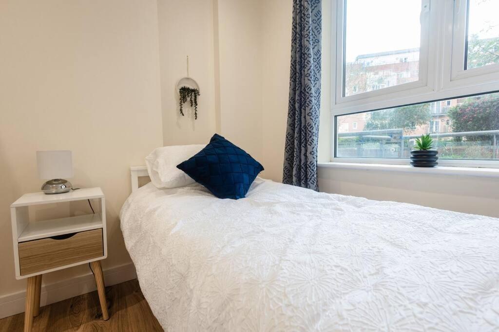 Ocean - 2 Bed Flat Sleeps 6 With Gym Access Apartment Southampton Exterior foto